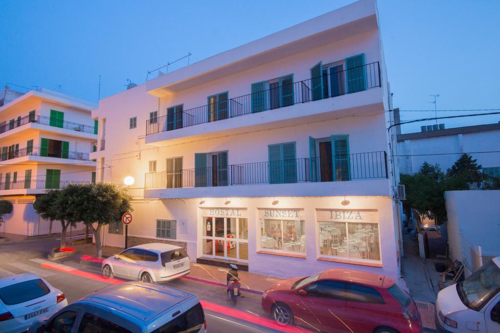 Guest house Sunset Ibiza 2*